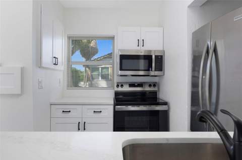 2230 E Harbor Drive, St Petersburg FL - photo 8 of 31