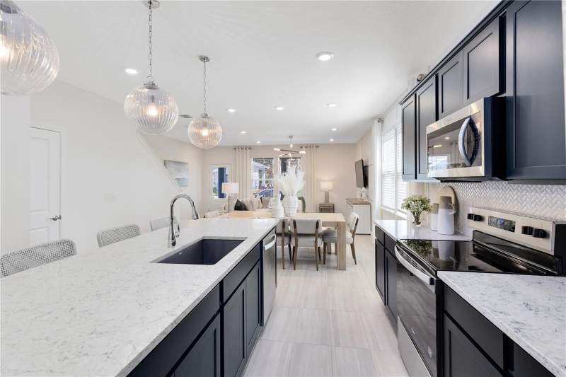 3 bedroom Townhouse at 11430 NONA SOUND STREET, THE COVE AT NONA SOUND, ORLANDO — photo 3