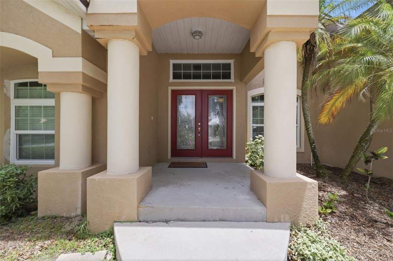 5 bedroom Single Family Residence at 2112 Heritage Crest Drive, Heritage Crest, Valrico — photo 3
