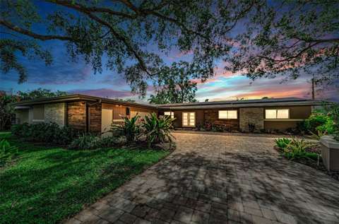 861 Rafael Boulevard, home for sale in St. Petersburg 33704