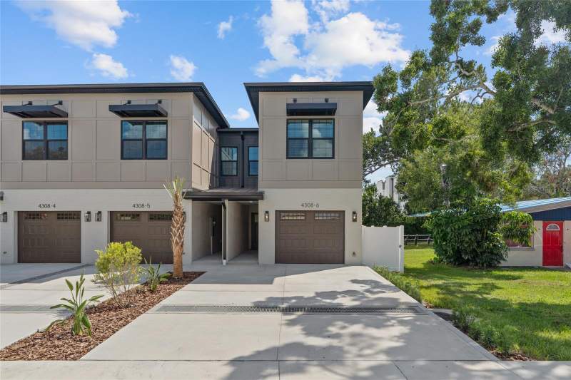 Westshore Palms