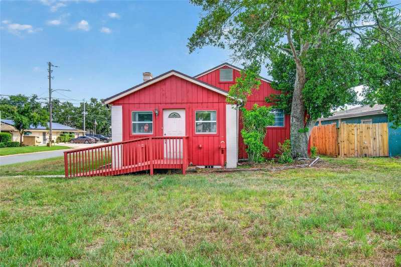 3 bedroom Single Family Residence at 2600 25th Avenue, Colfax City, St Petersburg — photo 1