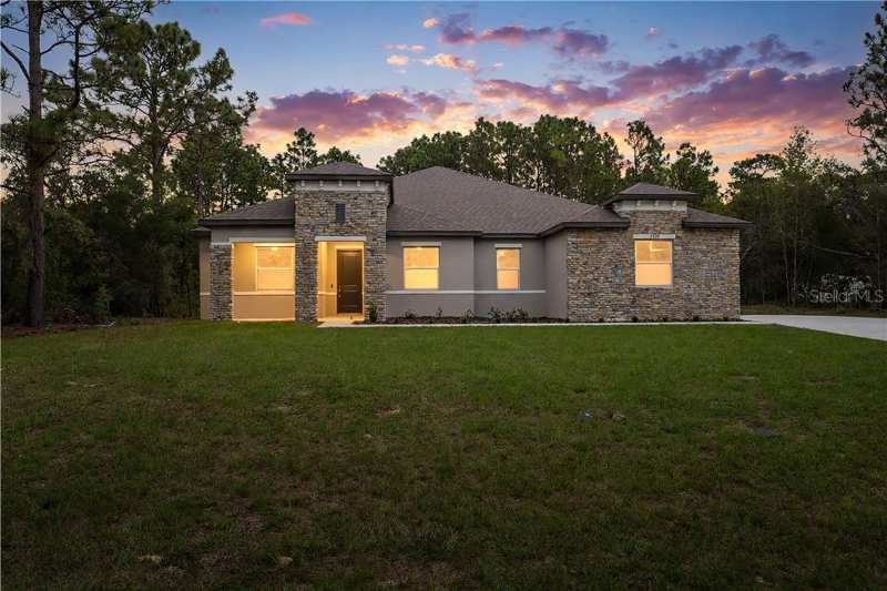 4 bedroom Single Family Residence at 3339 W Villanova Court, Pine Ridge Estates, Beverly Hills — photo 1