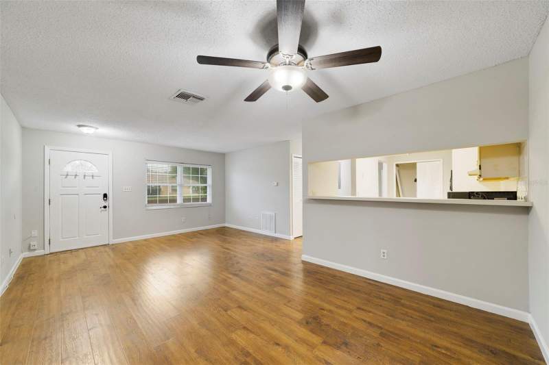 3 bedroom Townhouse at 1538 Sophie Boulevard, Sussex Place Ph 1, Orlando — photo 3