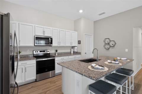 9181 Oscraft Drive, Davenport FL - photo 8 of 32