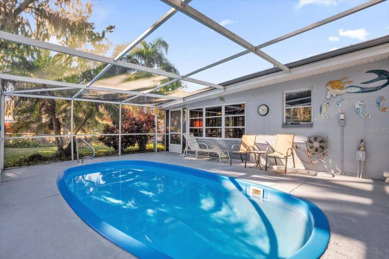 2 bedroom Single Family Residence at 8150 Spring Drive, Sun Eden, Yalaha — photo 3