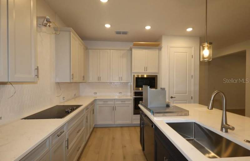 3 bedroom Single Family Residence at 5813 Native Oak Street, Oakfield At Mount Dora, Mount Dora — photo 5