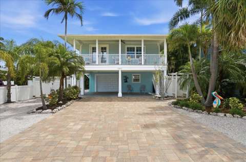 2811 Gulf Drive, home for sale in Holmes Beach 34217