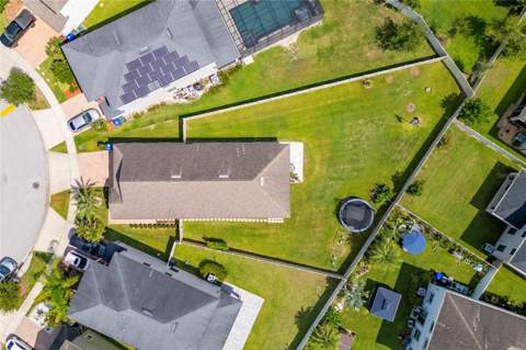2608 Nouveau Way, Kissimmee FL - photo 10 of 32