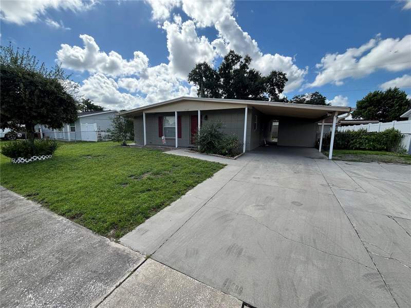 3 bedroom Single Family Residence at 7109 Limestone Lane, Clair Mel City Unit 10, Tampa — photo 2