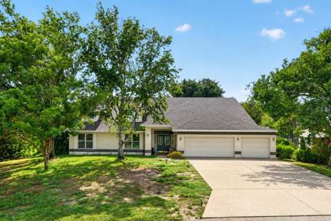 421 Willow Oak Court, home for sale in Fort Meade 33841