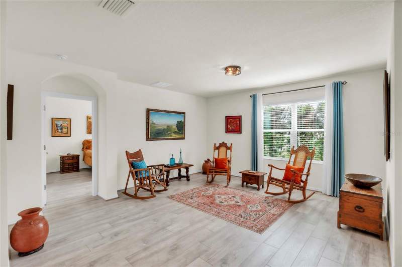4 bedroom Single Family Residence at 9527 Sunstone Boulevard, Oakmont Reserve Ph 1, Thonotosassa — photo 5