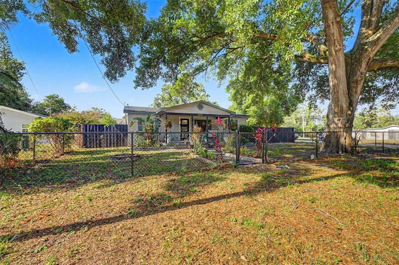 3 bedroom Single Family Residence at 1318 W Rambla Street, Tampas North Side Country Clu, Tampa — photo 3
