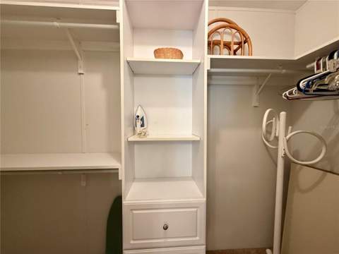209 S Port Royal Lane, Apollo Beach FL - photo 17 of 38