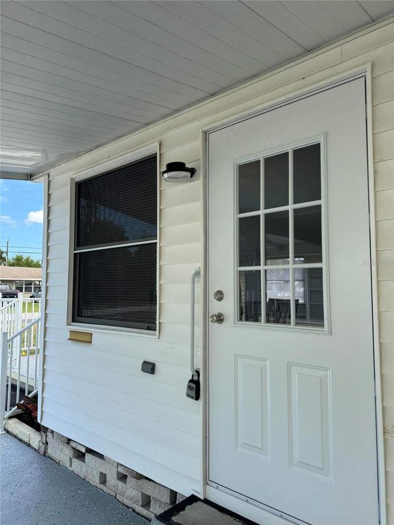 2 bedroom Mobile Home at 10374 106th Avenue #9, Holiday Shores Mobile Park Unrec, Largo — photo 5