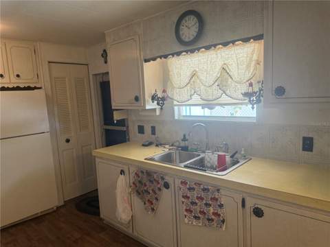37529 Attica Avenue, Zephyrhills FL - photo 15 of 24