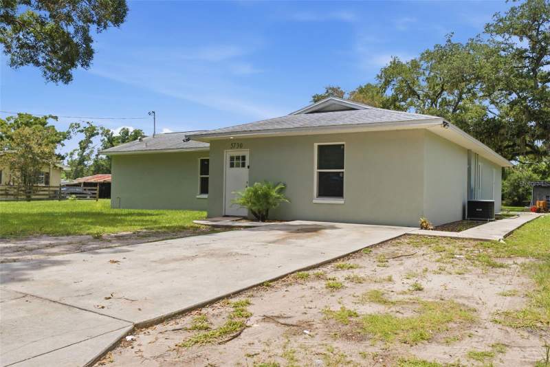 5 bedroom Single Family Residence at 5730 ANNA DRIVE, HILLSBOROUGH AVE FARMS, TAMPA — photo 4