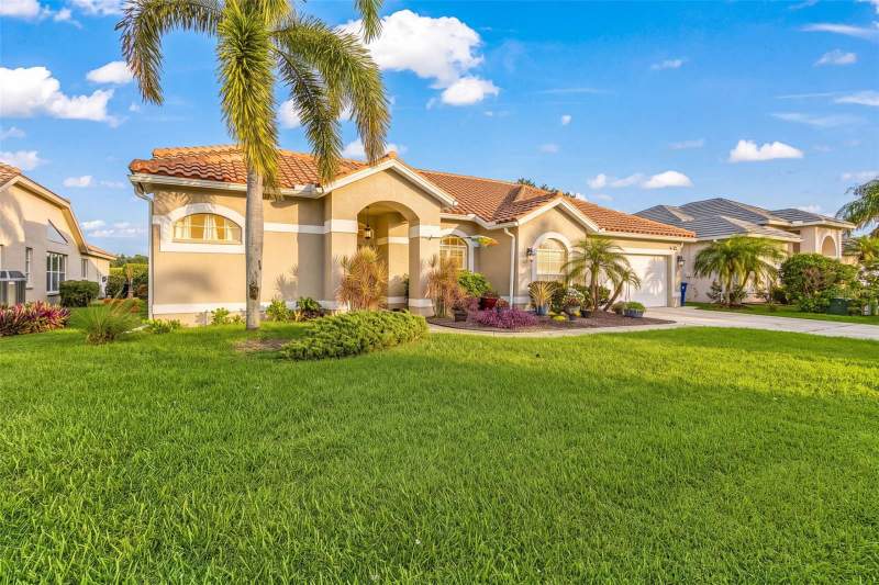 3 bedroom Single Family Residence at 12808 Vista Pine Circle, Gateway Ph 11, Fort Myers — photo 3