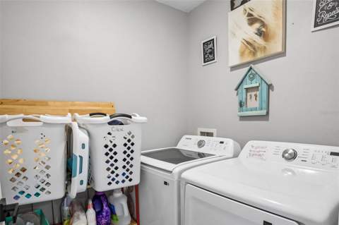 12020 Virginia Drive, Leesburg FL - photo 20 of 35
