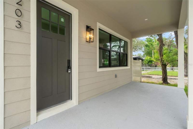 4 bedroom Single Family Residence at 5203 N 9th Street, Aurora, Tampa — photo 4