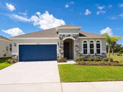 6217 Sanders Grove Circle, home for sale in Okahumpka 34762