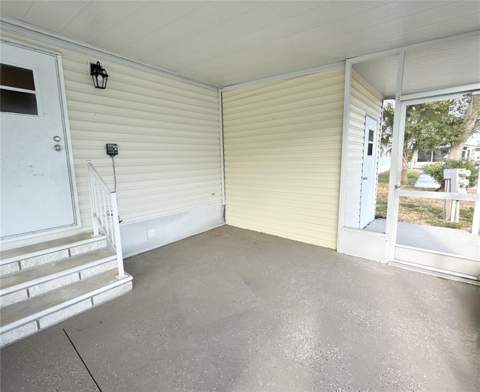 7107 Mount Essex Drive #520, St Petersburg FL - photo 21 of 32