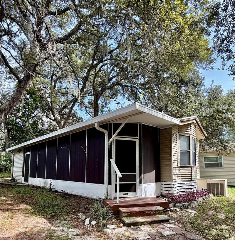 1 bedroom Manufactured Home at 3000 Clarcona Road #605, Yogi Bears Jellystone Park Condo, Apopka — photo 2