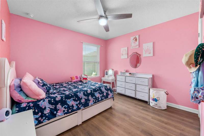 4 bedroom Single Family Residence at 16467 NW 192nd Terrace, Oak Ridge At High Spgs Ph III Pb 37 Pg 30, High Springs — photo 5