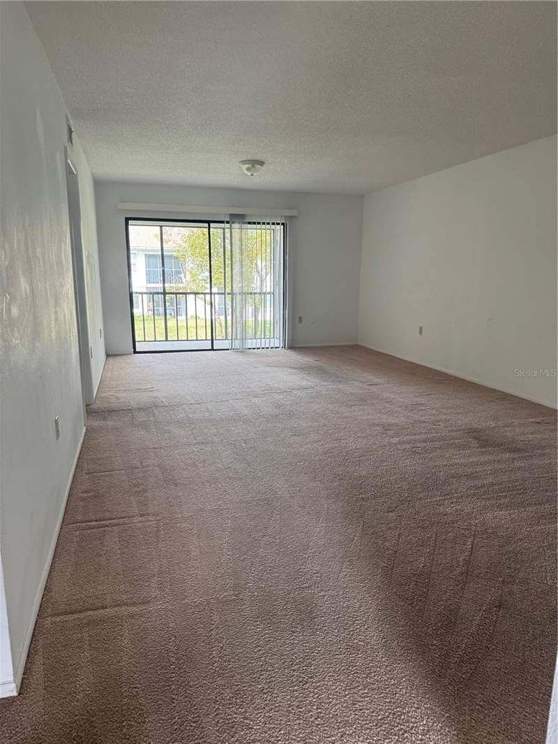 2 bedroom Condominium at 106 Lakeside Court, East Lake Woodlands Condo, Oldsmar — photo 2