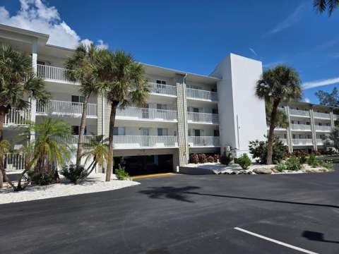 1401 S Mccall Road #203, gated community for sale in Englewood