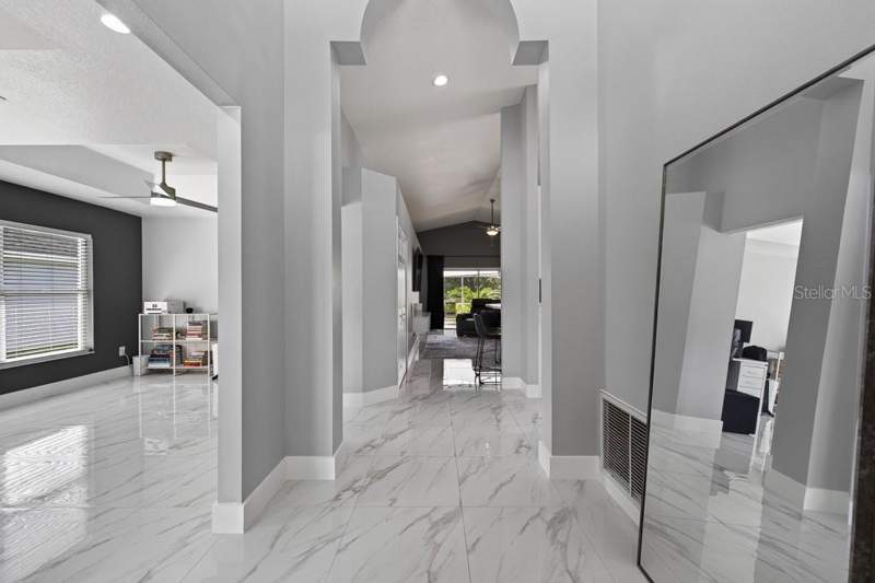 3 bedroom Single Family Residence at 1802 Wakefield Drive, Peppermill IV At Providence La, Brandon — photo 3