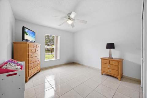 182 Birmingham Drive, Kissimmee FL - photo 8 of 29
