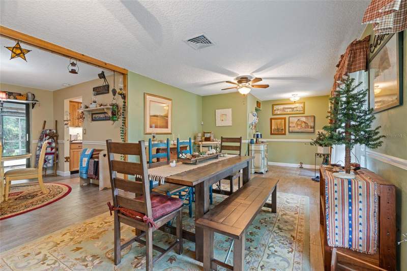 4 bedroom Single Family Residence at 155 Woodcutter Lane, West Lake Village, Palm Harbor — photo 5