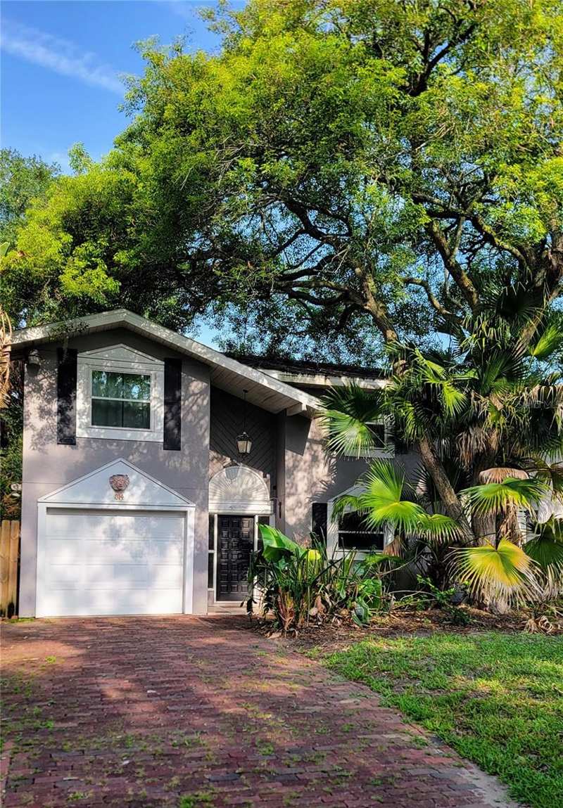 3 bedroom Townhouse at 814 Laurel Avenue #2, Laurel Gardens Condo Or 6129/3917, Orlando — photo 1