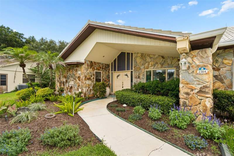 4 bedroom Single Family Residence at 2364 Violet Pl, Tarpon Woods Third Add, Palm Harbor — photo 4