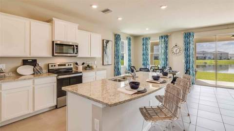 4321 Silver Birch Court, Palmetto FL - photo 12 of 40