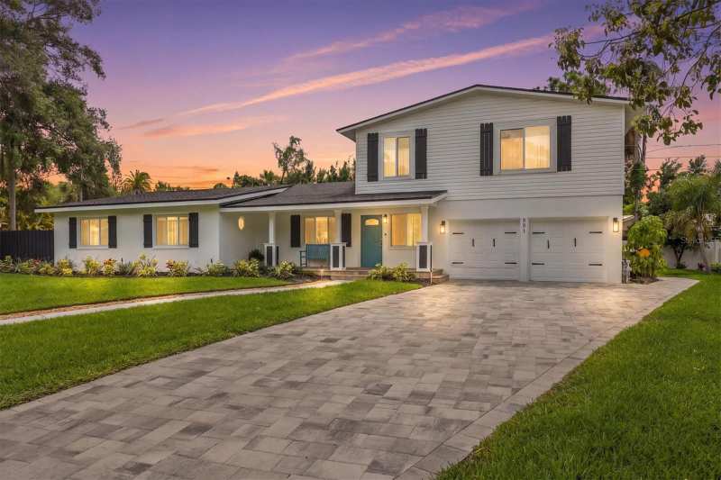 6 bedroom Single Family Residence at 231 Lime Circle, Shore Crest, Dunedin — photo 1