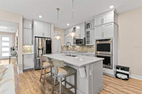 7043 Carrickbend Lane, Orlando FL - photo 15 of 72