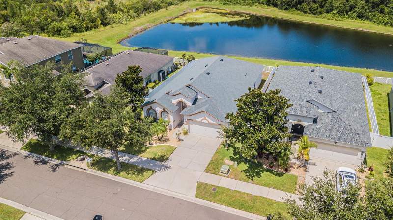 4 bedroom Single Family Residence at 11345 Flora Springs Drive, South Fork Unit 8, Riverview — photo 3