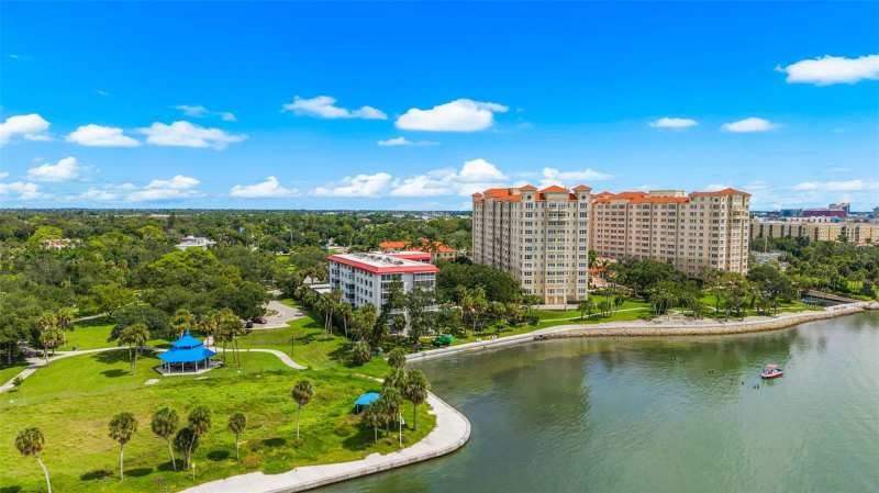 2 bedroom Condominium at 1100 Imperial Drive #603, Bays Bluff Atps Sec 1, Sarasota — photo 1