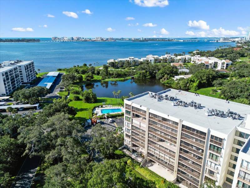 2 bedroom Condominium at 220 Belleview Boulevard #702, Belleview Biltmore Villas Bayshore, Belleair — photo 1