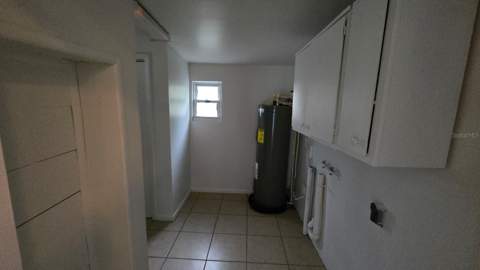 8420 Tupelo Drive, Tampa FL - photo 11 of 15
