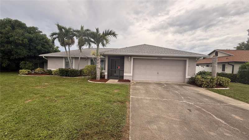 3 bedroom Single Family Residence at 4340 SW 6th Place, Cape Coral, Cape Coral — photo 1