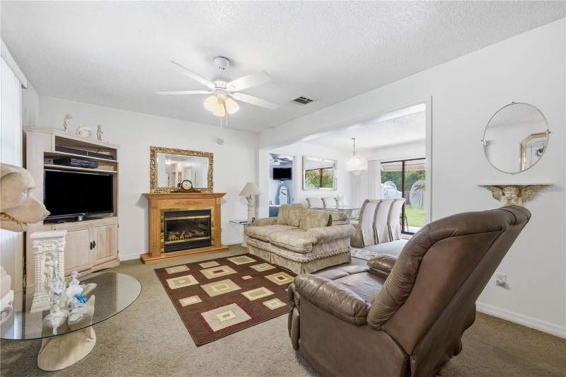 2 bedroom Single Family Residence at 44144 Dollys Way, Lake Mack Park, Deland — photo 4