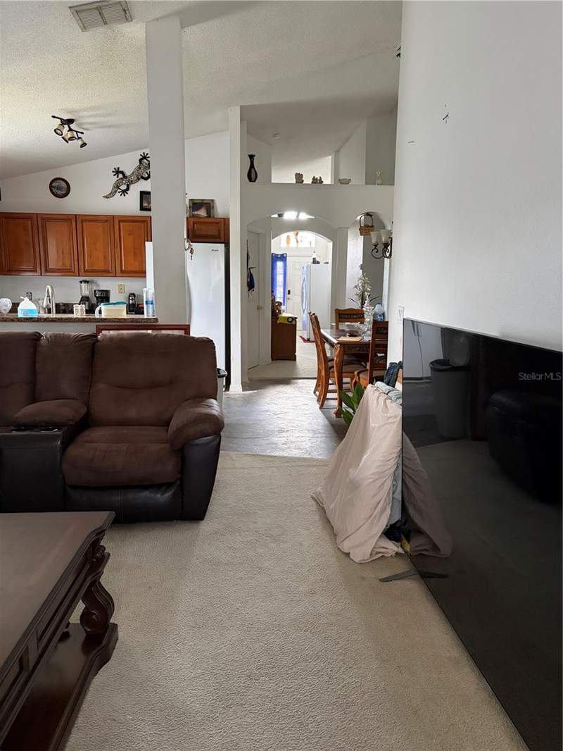 4 bedroom Single Family Residence at 534 EAGLE POINTE, EAGLE POINTE, KISSIMMEE — photo 4