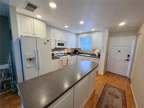 6025 Shore Boulevard #415, Gulfport FL - photo 13 of 21