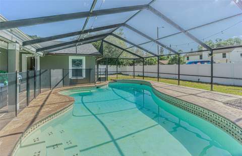 6728 Ranger Drive, Tampa FL - photo 7 of 36