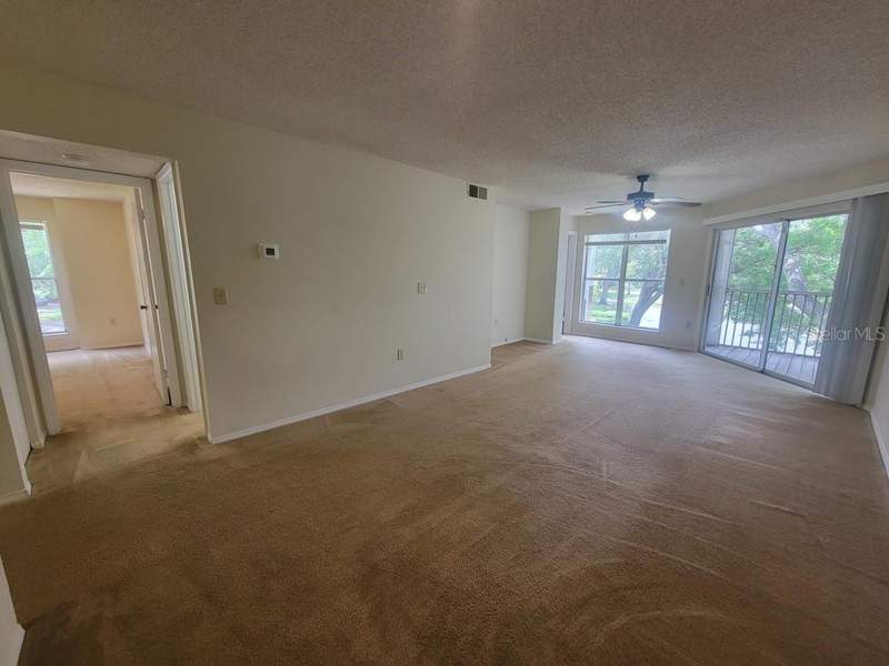2 bedroom Condominium at 10024 Strafford Oak Court #813, The Landings Of Tampa A Condom, Tampa — photo 4