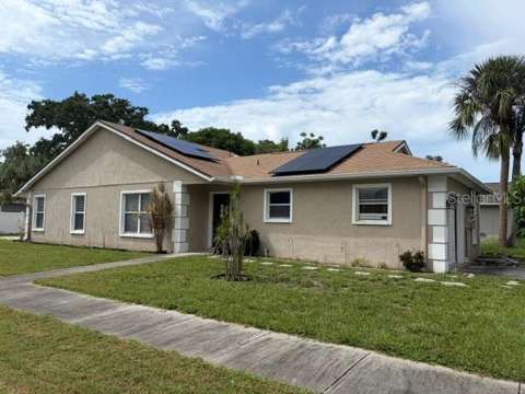 914 Nicholson St, home for sale in Clearwater 33755