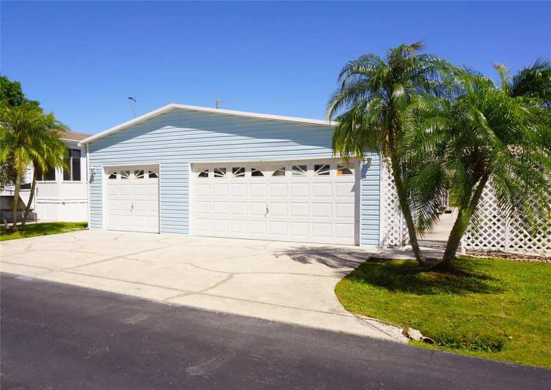 2 bedroom Manufactured Home at 2016 Lake Linda Circle, Lake Linda Circle Cooperative, Lutz — photo 1